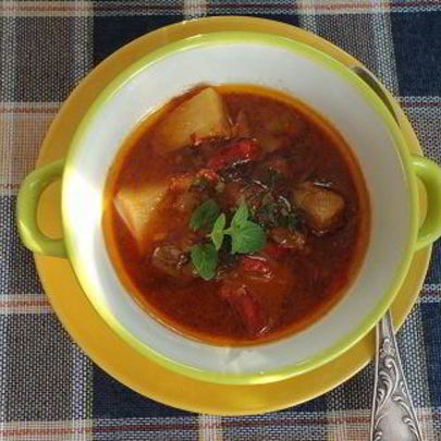 Суп-гуляш остренький