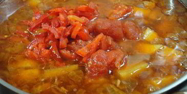 суп-гуляш остренький