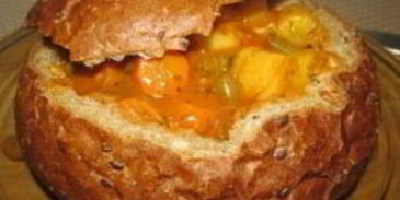 венгерский суп-гуляш в хлебе