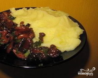 Картофельное пюре с лисичками