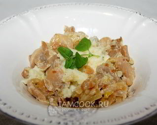 Картофельное пюре с жареными шампиньонами