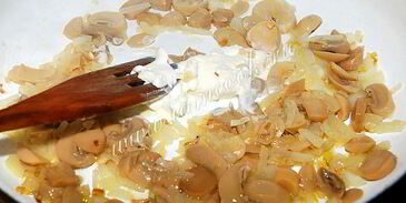 картофельное пюре с жареными шампиньонами