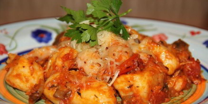 Рецепт картофельных ньокков с куриныма филе и грибами