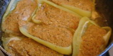 котлетки-лодочки из запеченных перцев с овощами и грибами
