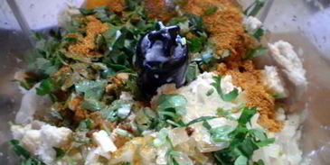 котлеты из двух видов рыб со сливочным соусом