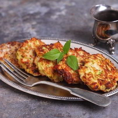 Котлеты из индейки с кабачком