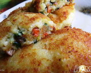 Котлеты картофельные с грибной начинкой