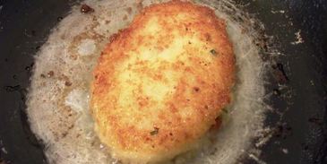 котлеты картофельные с грибной начинкой