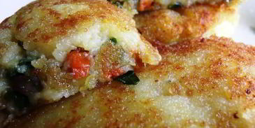 котлеты картофельные с грибной начинкой