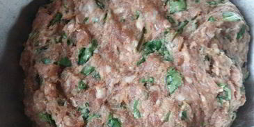 котлеты по-корейски на подушке из риса с овощами