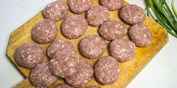 котлеты тушеные с овощами