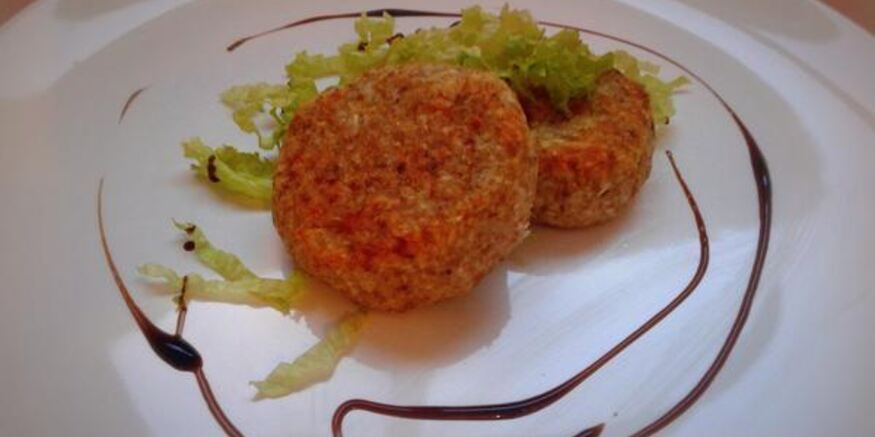 Рецепт куриных котлет с отрубями и сельдереем