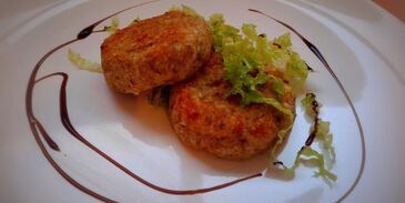 куриные котлеты с отрубями и сельдереем