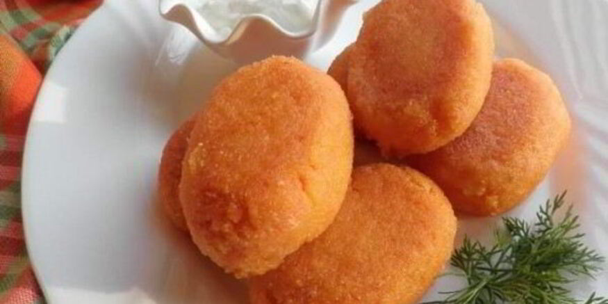 Рецепт морковных котлет с манкой