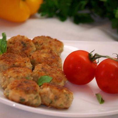 Рубленые куриные котлеты с грибами и базиликом