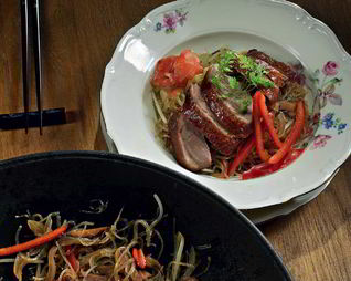 Лапша с утиной грудкой