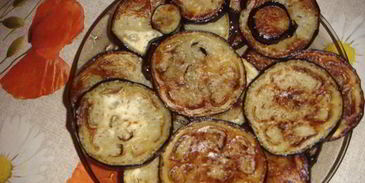 лазанья с фаршем, баклажанами и грибами