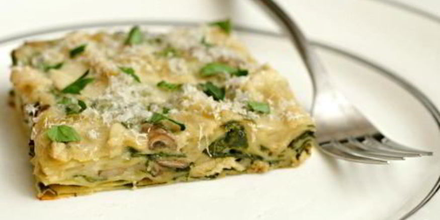 Рецепт лазаний с курицей, грибами и шпинатом