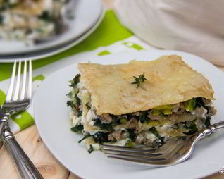 Лазанья с курицей и овощами