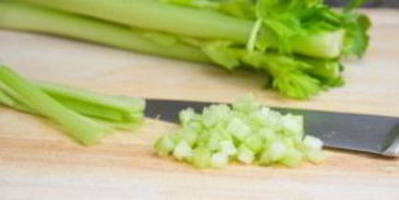 лазанья с курицей и овощами