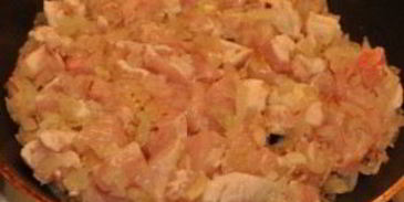 лазанья с курицей и шампиньонами