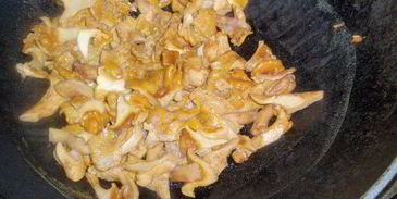 лазанья с лисичками и сельдереем