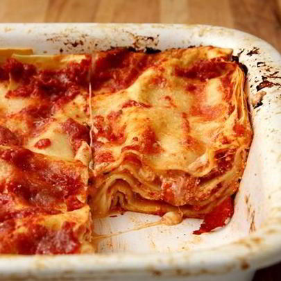 Лазанья с помидорами и сыром