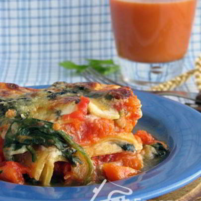 Овощная лазанья с тыквой и шпинатом