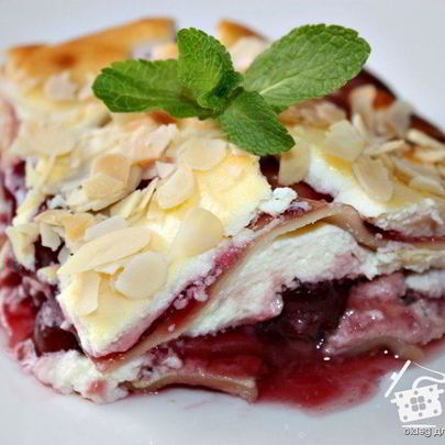 Творожно-вишневый десерт Лазанья