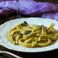 Рецепт Макарон с кальмарами в сливочном соусе