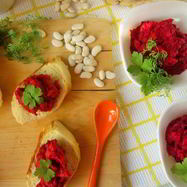 Рецепт Пасты иза фасолей и запеченного свекл