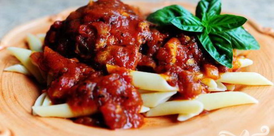 Рецепт пасты пенне с курицей и соусом маринара