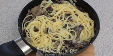 паста с грибами в сливочном соусе
