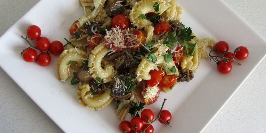 Рецепт пасты с копченой мойвой