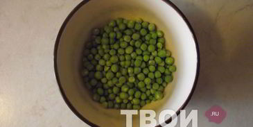 паста с курицей и зеленым горошком