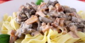 паста с лисичками в сметане