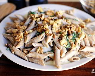 Паста с соусом из голубого сыра