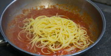 спагетти помодорро