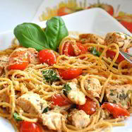 Рецепт Спагетти с курицей и помидорками Черри