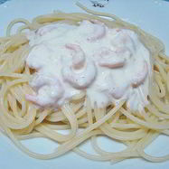 Рецепт Спагетти с сырно-сливочным соусом и креветками