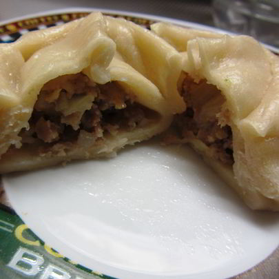 Манты с говяжьим мясом и картофелем