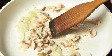 манты с грибами