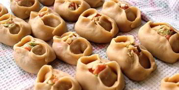 манты с семгой и шафраном