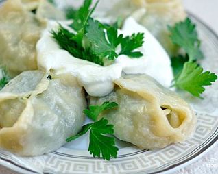 Манты со шпинатом