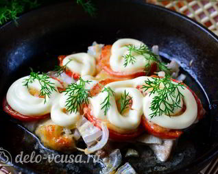 Мясо по-французски из свинины с помидорами