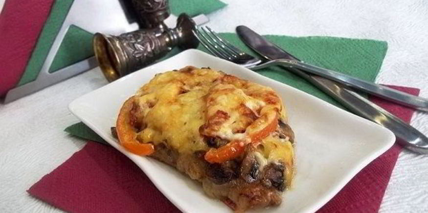 Рецепт мяса по-французски с шампиньонами