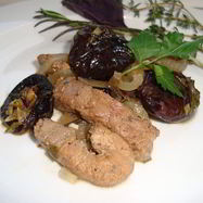 Рецепт Ароматной свинины с черносливом