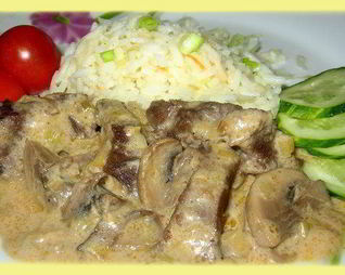 Бефстроганов с шампиньонами