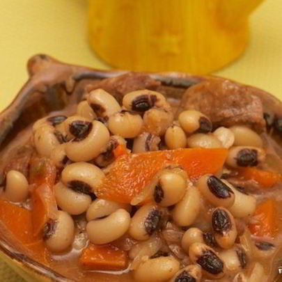 Говядина, тушеная с фасолью