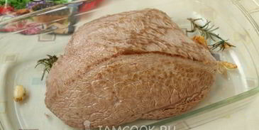 говядина, запеченная в духовке куском
